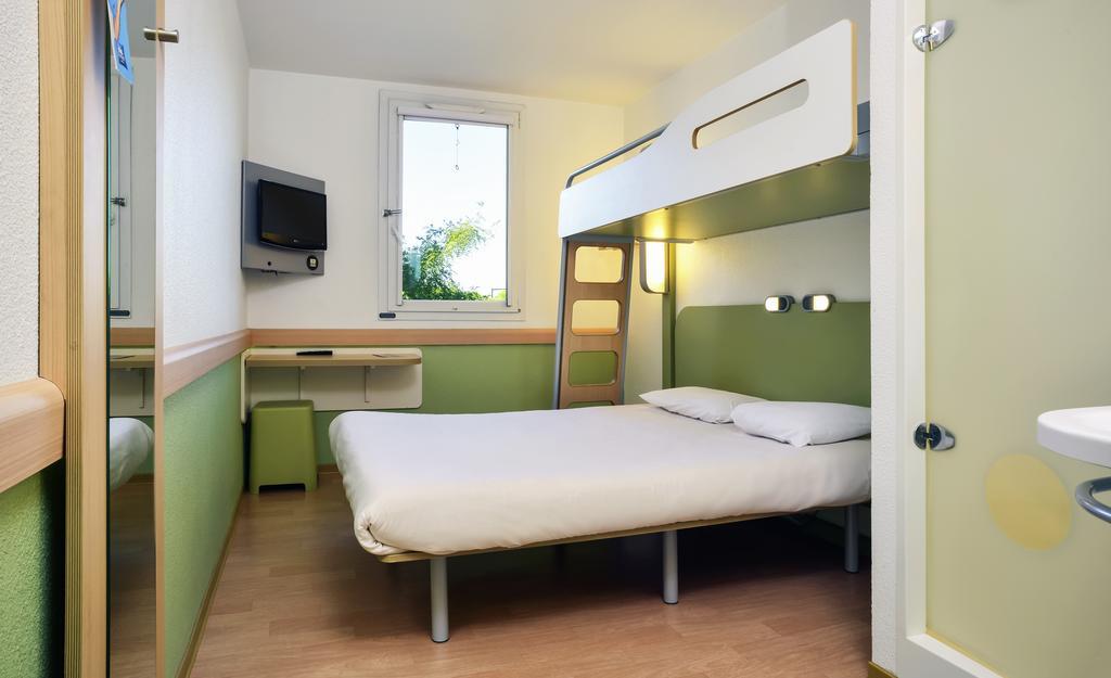 Ibis Budget Port Hotel