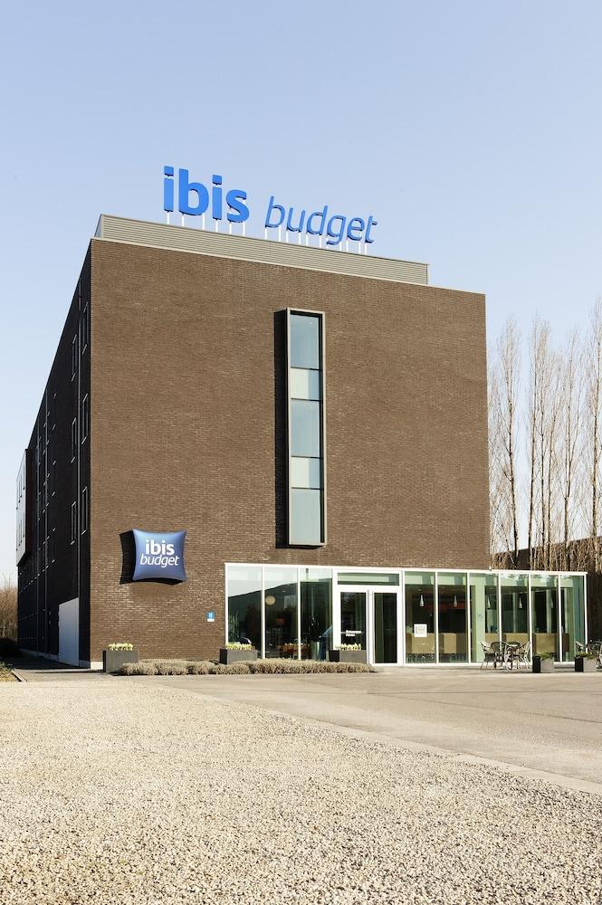 Ibis Budget Port